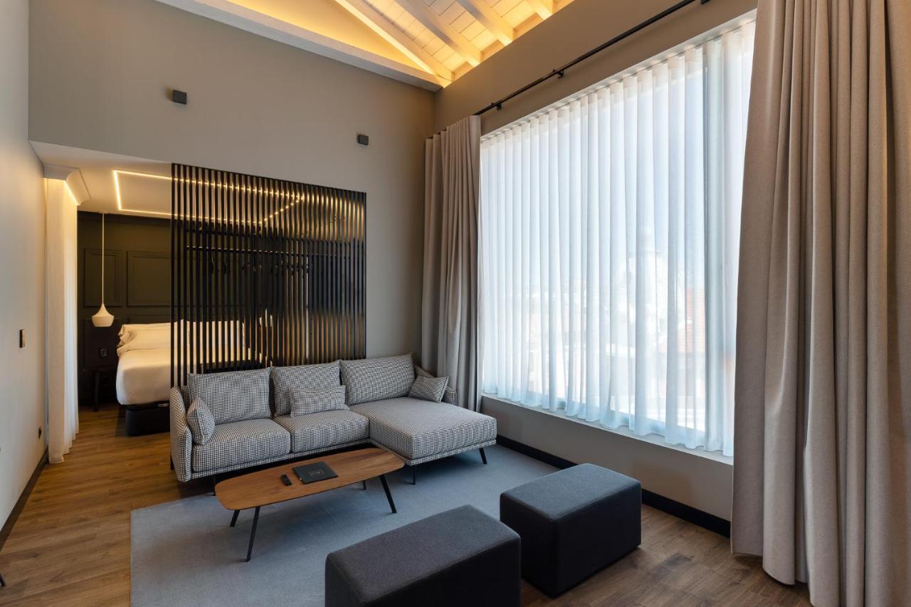Mauro Suites León Exteriér fotografie
