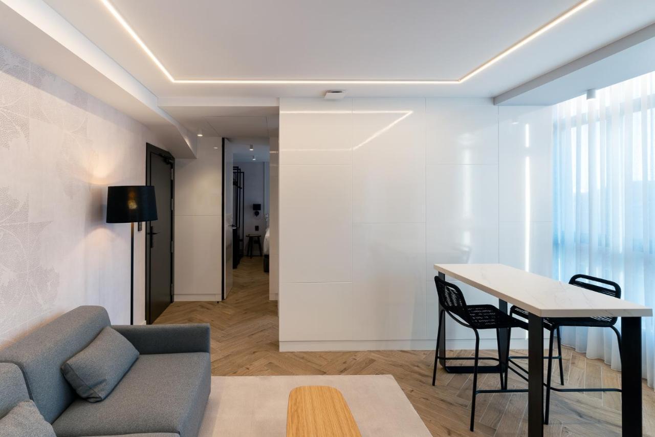 Mauro Suites León Exteriér fotografie